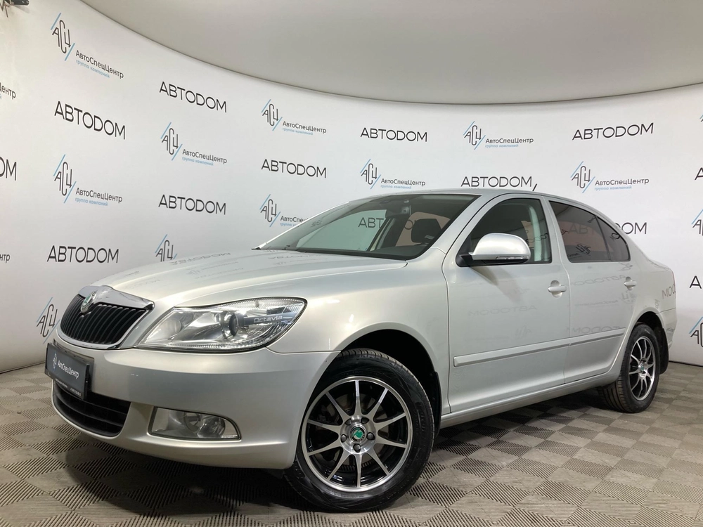 Octavia Elegance 1.8 AT (152 л.с.)