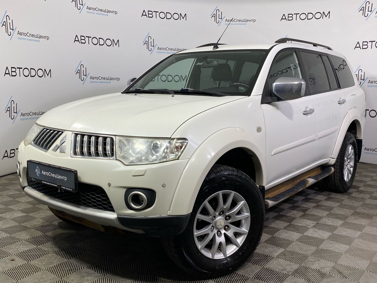 Pajero Sport Ultimate S03 2.5d AT 4WD (178 л.с.)