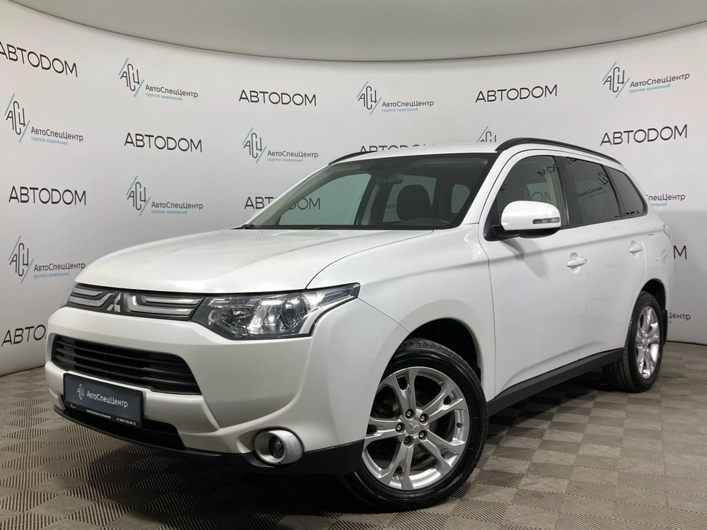Outlander Instyle 2.0 CVT 4WD (146 л.с.)