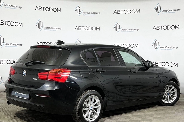 1 серии Base 118 1.5 AT (136 л.с.) фото 2