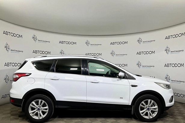 Kuga Trend Plus (2017) 1.5 AT 4WD (150 л.с.) фото 4