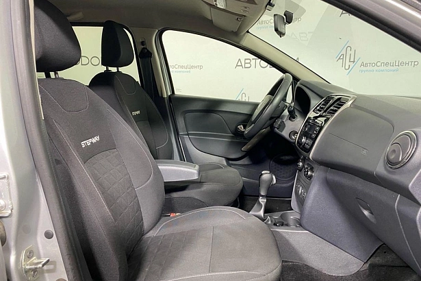 Sandero Confort 1.6 AT (102 л.с.) фото 11