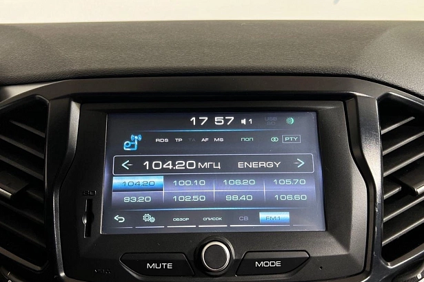 Vesta Luxe Multimedia (2016-2018) 1.8 AMT (122 л.с.) фото 17