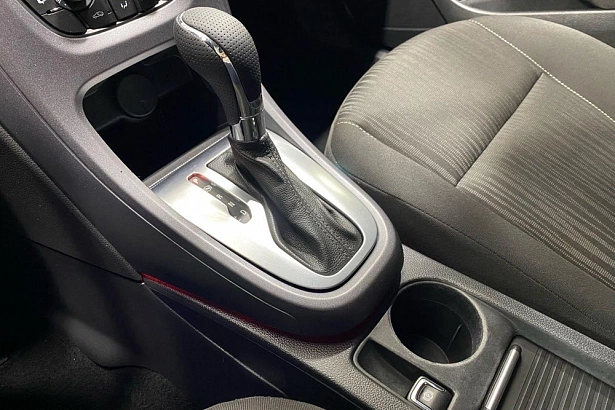 Astra Enjoy 1.6 AT (115 л.с.) фото 17