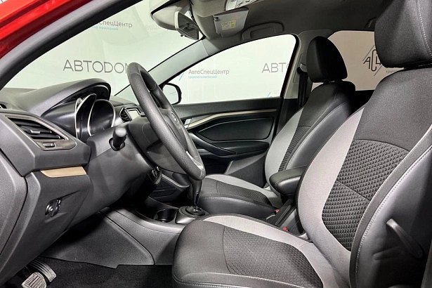 Vesta Luxe Multimedia (2016-2018) 1.8 AMT (122 л.с.) фото 8