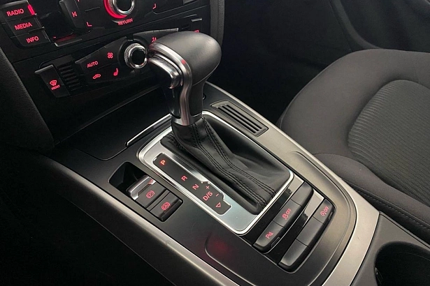 A4 Base 1.8 CVT (170 л.с.) фото 20