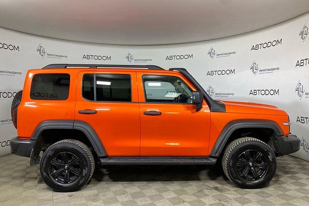 300 Premium 2.0 AT 4WD (220 л.с.) фото 4