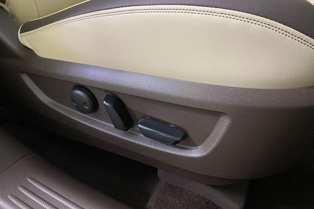 QX50 Sensory 2.0 CVT 4WD (249 л.с.) фото 32
