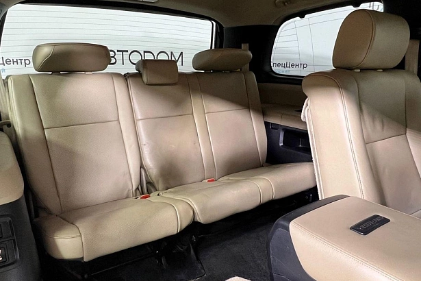 Sequoia Base 5.7 AT 4WD (381 л.с.) фото 14