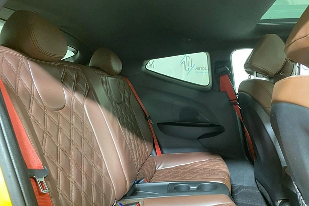 Veloster Base 1.4 AMT (140 л.с.) фото 7