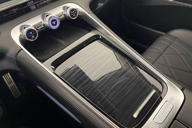 RX Prestige 2.0 AMT 4WD (249 л.с.) фото 25