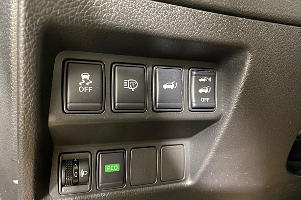 X-Trail SE 2.5 CVT 4WD (171 л.с.) фото 24