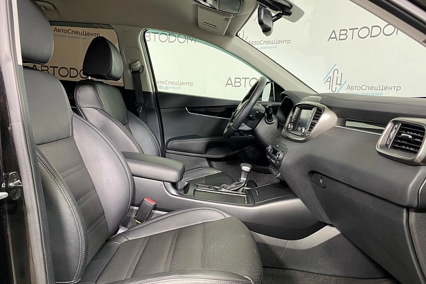 Sorento Luxe 2.2d AT 4WD (200 л.с.) фото 14