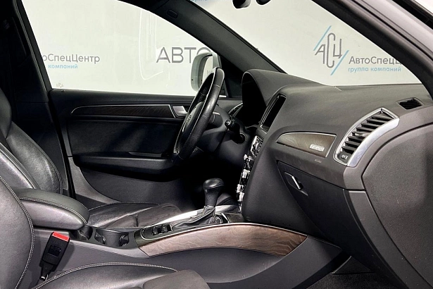 Q5 Base 2.0 AT 4WD (225 л.с.) фото 9