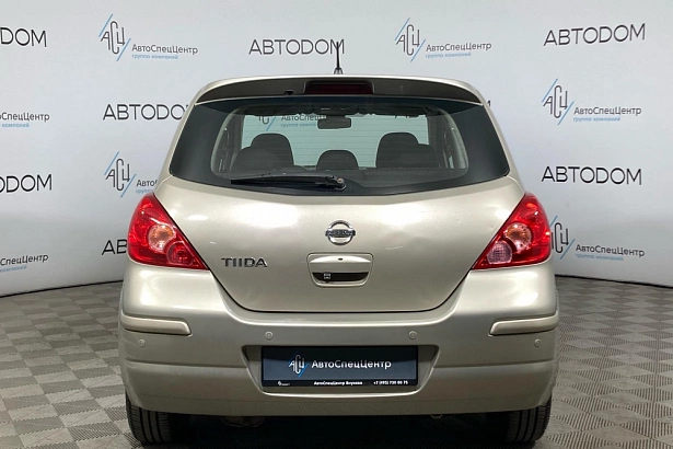 Tiida Elegance 1.6 AT (110 л.с.) фото 6
