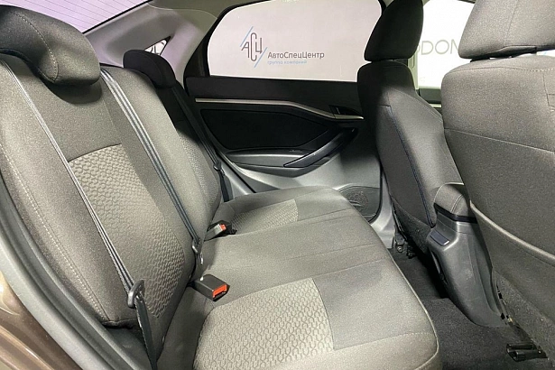 Vesta Comfort (2015-2016) 1.6 MT (106 л.с.) фото 12