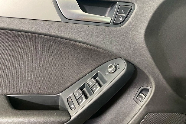 A4 Base 1.8 CVT (170 л.с.) фото 21