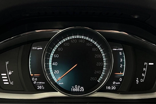 XC60 Summum 2.4d AT 4WD (163 л.с.) фото 18