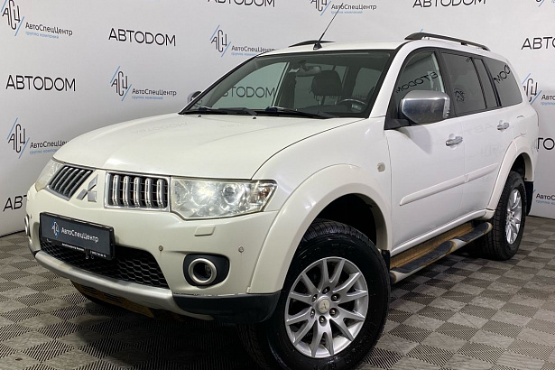 Pajero Sport Ultimate S03 2.5d AT 4WD (178 л.с.) фото 1