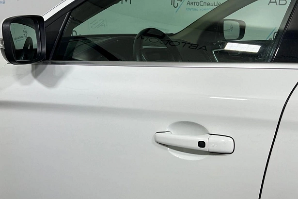 XC60 Summum 2.4d AT 4WD (163 л.с.) фото 14