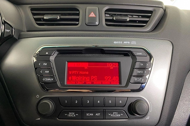 Rio Prestige 1.6 6AT (123 л.с.) фото 18