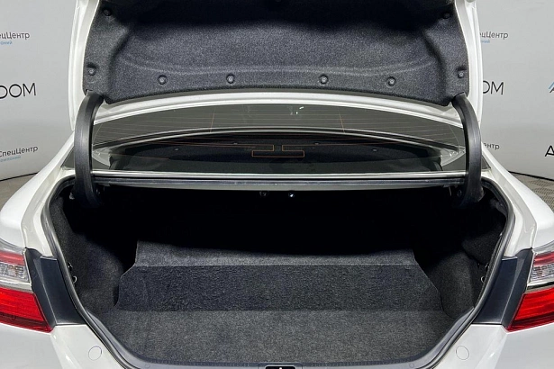 Camry Exclusive 2.5 AT (181 л.с.) фото 7