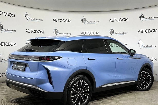 RX Prestige 2.0 AMT 4WD (249 л.с.) фото 2