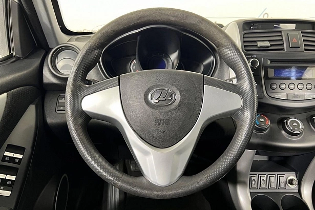 X60 Comfort 1.8 MT (128 л.с.) фото 14