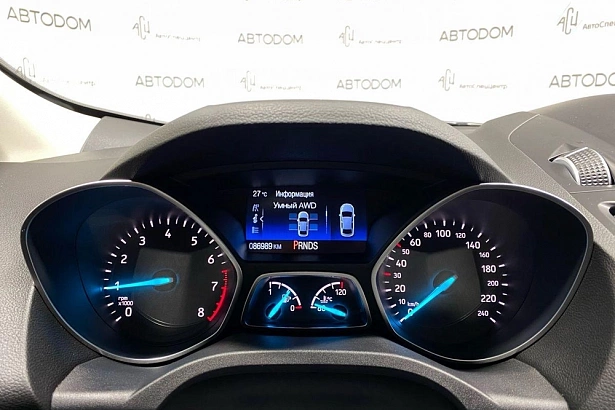 Kuga Trend Plus (2017) 1.5 AT 4WD (150 л.с.) фото 15