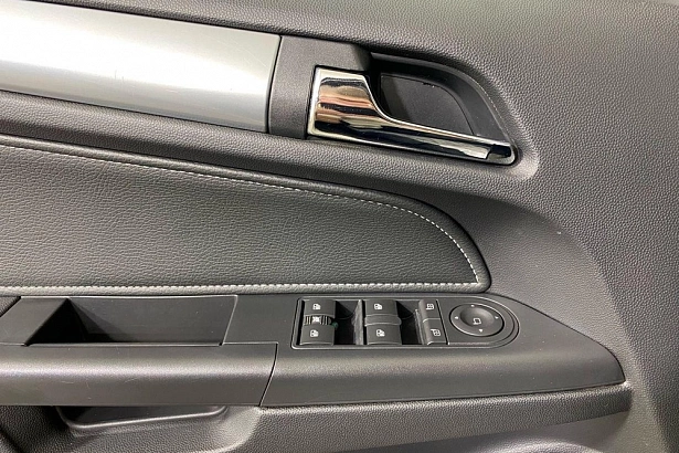 Astra Cosmo 1.6 MT (115 л.с.) фото 13