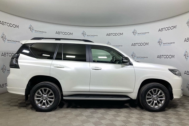 Land Cruiser Prado Base 2.8d AT 4WD (177 л.с.) фото 5