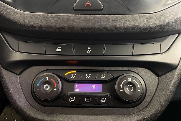 Vesta Comfort (2015-2016) 1.6 MT (106 л.с.) фото 19