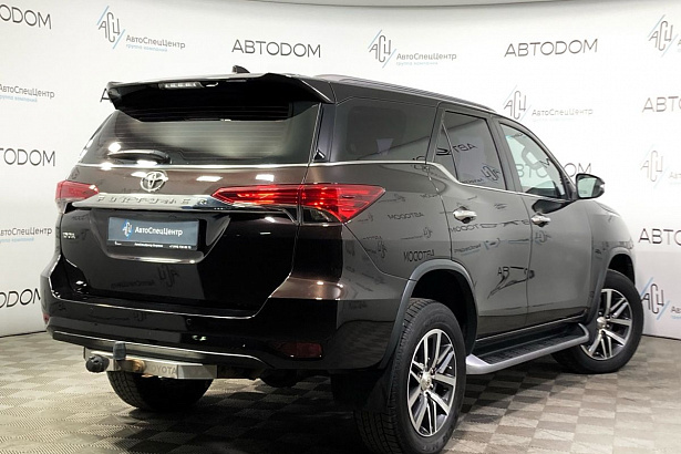 Fortuner Престиж 2.8d AT 4WD (177 л.с.) фото 4