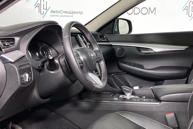 QX50 Essential 2.0 CVT 4WD (249 л.с.) фото 10