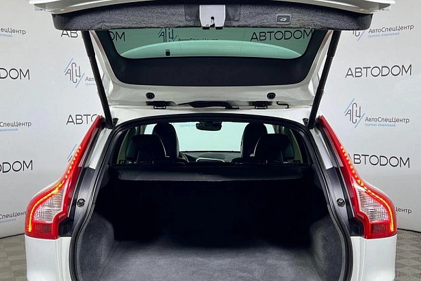 XC60 Summum 2.4d AT 4WD (163 л.с.) фото 7